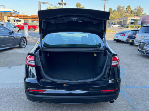 2020 Ford Fusion SEL