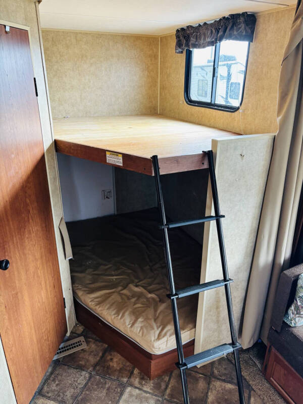 2013 Dutchmen 261BHS