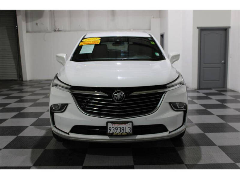 2022 Buick Enclave Essence