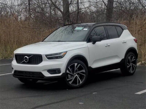 2021 Volvo XC40