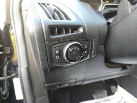 2017 Ford Focus Titanium