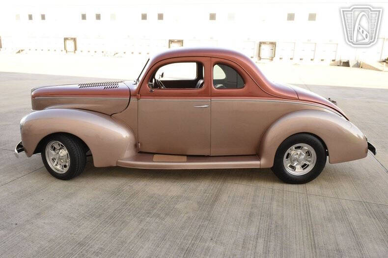 1940 Ford Deluxe