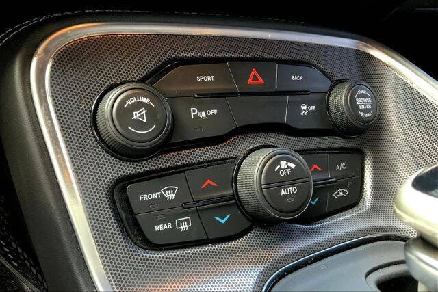 2015 Dodge Challenger R/T Plus