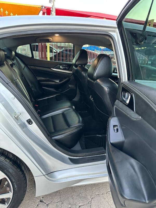 2017 Nissan Maxima 3.5 SV