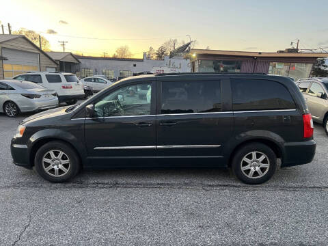2012 Chrysler Town and Country Touring