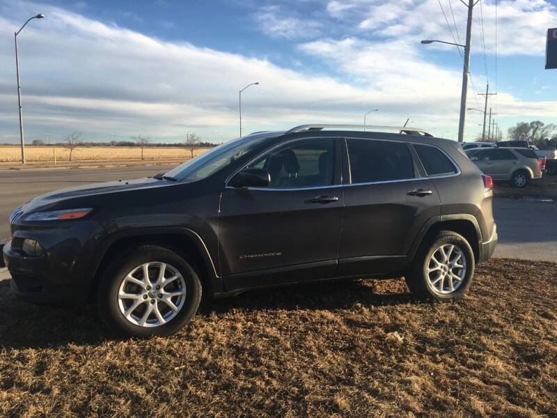2014 Jeep Cherokee for sale at Cars For Less in Grand Island NE