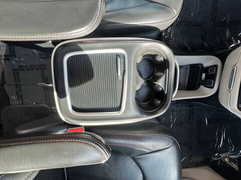 2017 Chrysler Pacifica Touring-L Plus