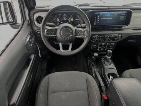 2024 Jeep Wrangler Sahara 4xe