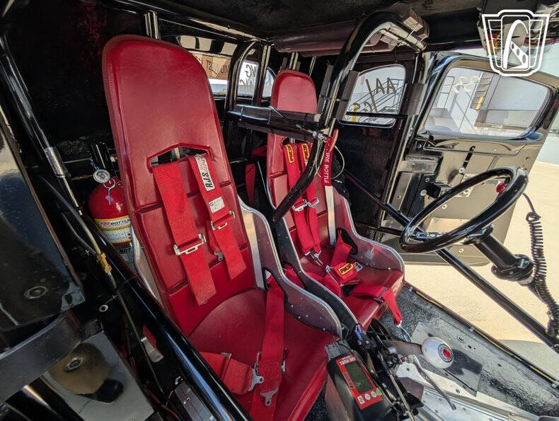 1933 Willys Coupe