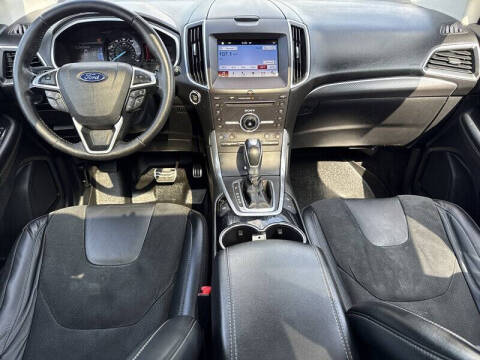 2016 Ford Edge Sport