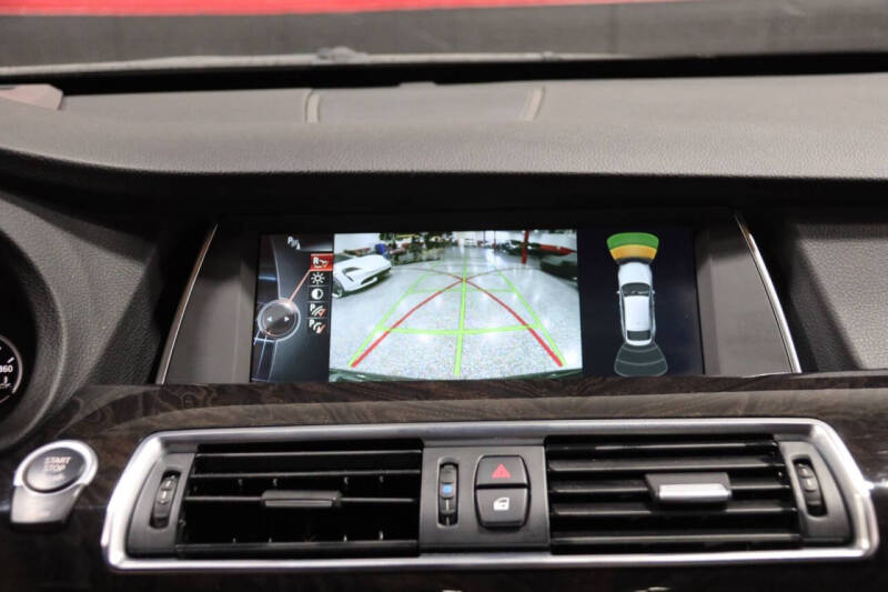 2013 BMW 5 Series 550i xDrive Gran Turismo