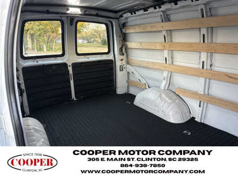 2023 Chevrolet Express 2500