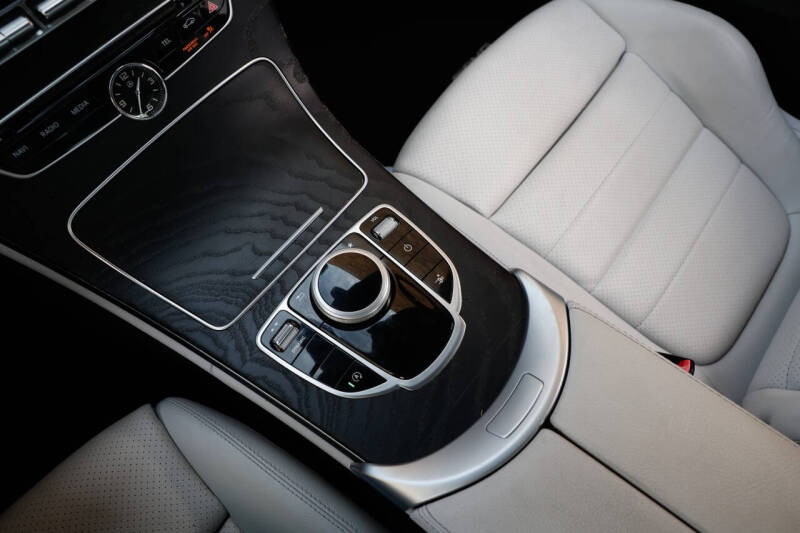 2018 Mercedes-Benz C-Class C 300