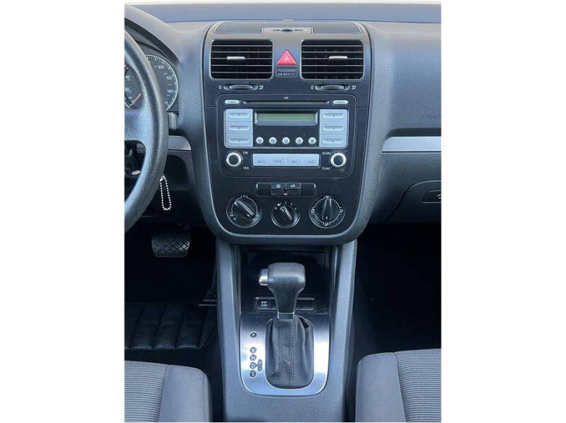 2009 Volkswagen Rabbit S PZEV