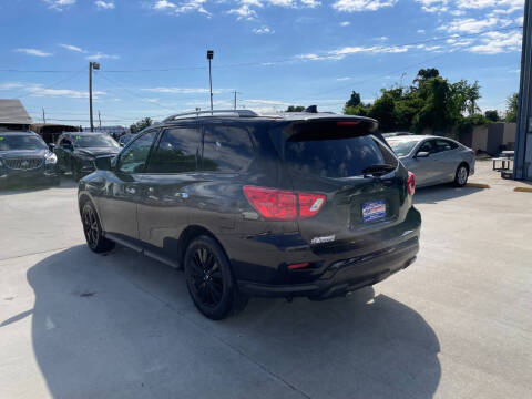 2019 Nissan Pathfinder S