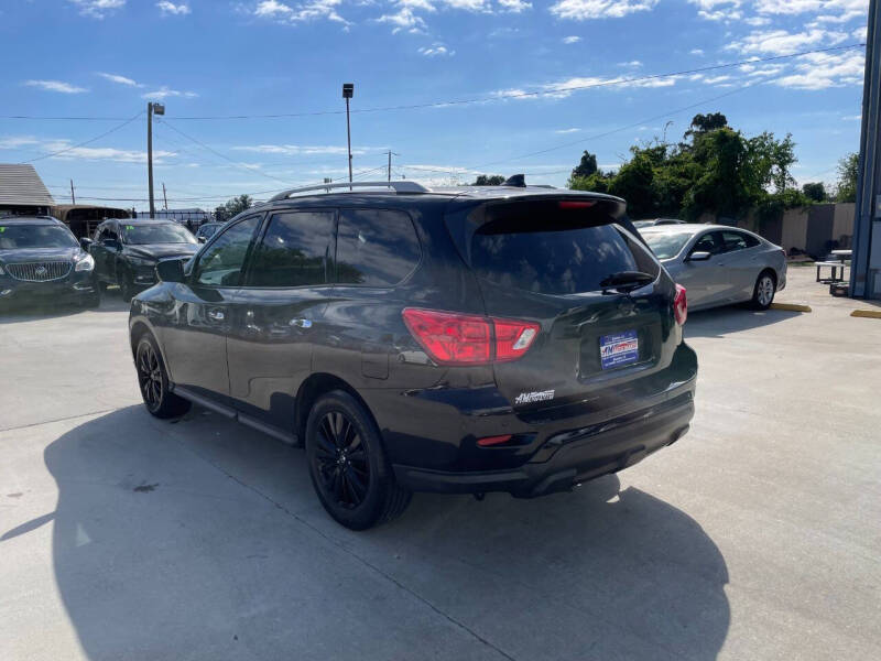 2019 Nissan Pathfinder S
