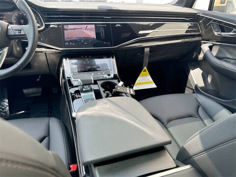 2025 Audi Q7 quattro Premium Plus 55 TFSI