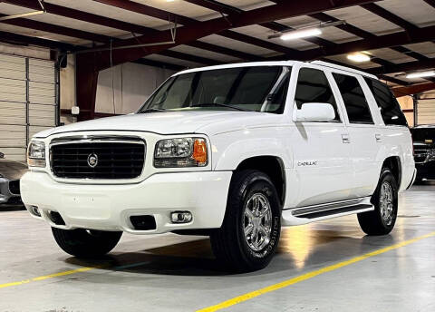 2000 Cadillac Escalade