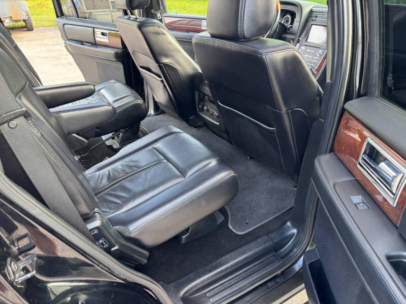 2017 Lincoln Navigator Select