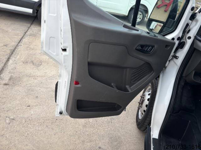 2022 Ford Transit
