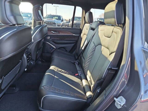 2025 Jeep Grand Cherokee Summit