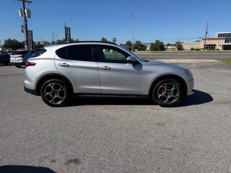 2018 Alfa Romeo Stelvio Sport