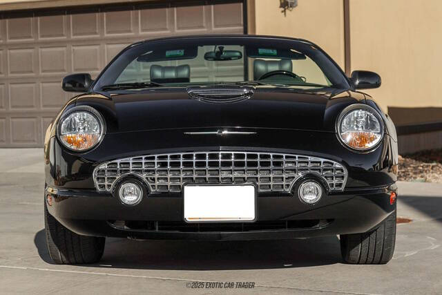 2002 Ford Thunderbird Deluxe