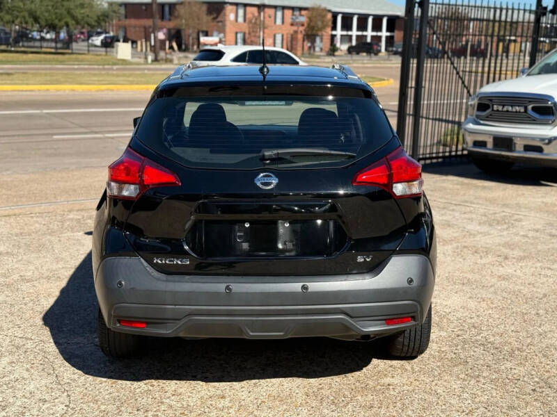 2020 Nissan Kicks SV