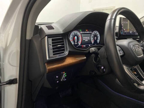 2023 Audi Q5 quattro Premium Plus 40 TFSI