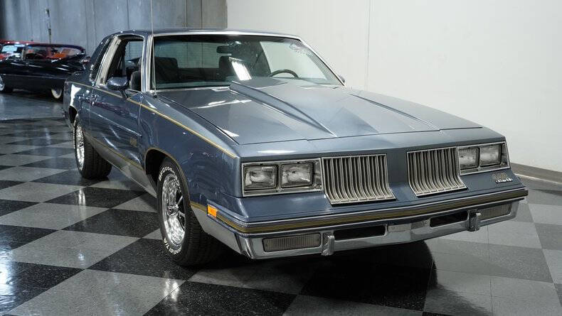 1984 Oldsmobile Cutlass Supreme