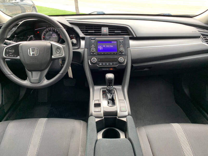 2018 Honda Civic LX photo 9