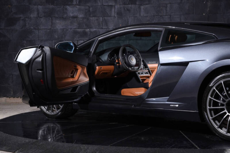 2013 Lamborghini Gallardo LP 550-2