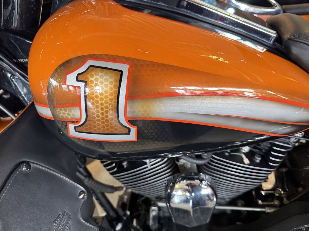 1990 Harley-Davidson FLHTCU - Electra Glide U 12