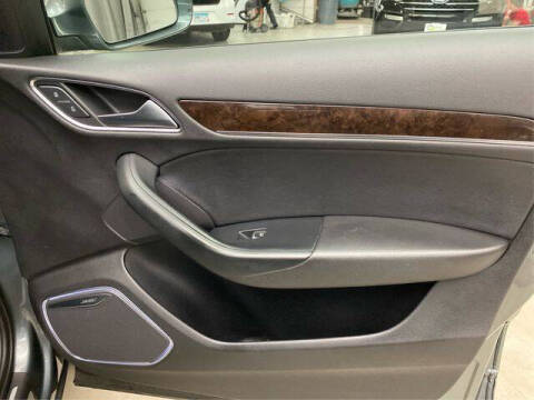 2015 Audi Q3 2.0T quattro Prestige