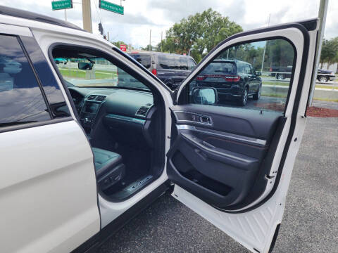 2017 Ford Explorer Sport