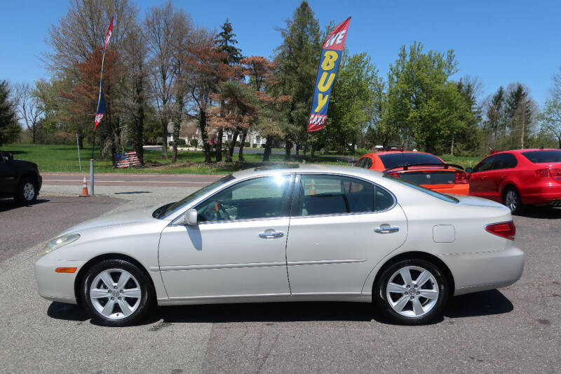 2005 Lexus ES 330 for sale at GEG Automotive in Gilbertsville PA