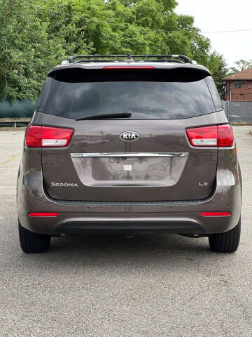 2016 Kia Sedona LX