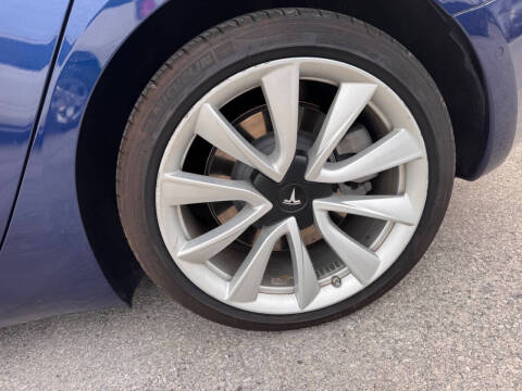 2019 Tesla Model 3 Standard Range Plus
