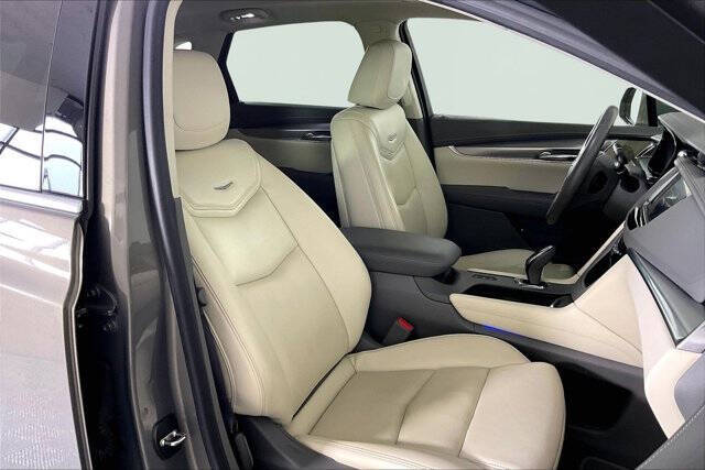 2017 Cadillac XT5 Premium Luxury