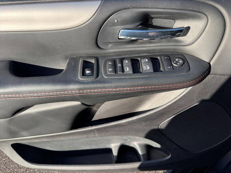 2014 Dodge Grand Caravan R/T