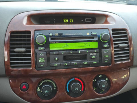 2004 Toyota Camry XLE