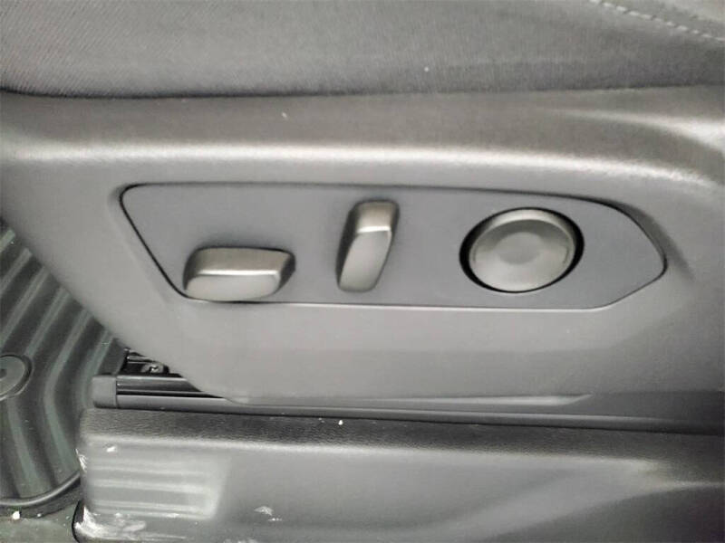 2026 GMC Sierra 1500 Elevation Standard