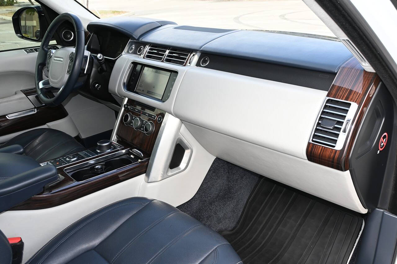 2016 Land Rover Range Rover 33
