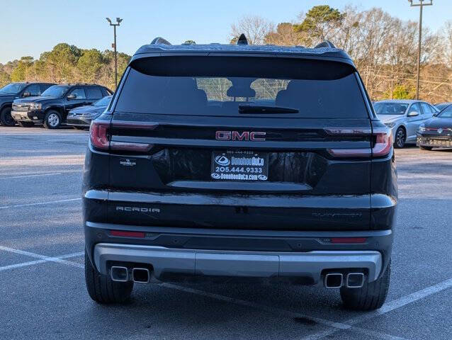 2025 GMC Acadia Elevation