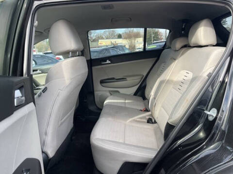 2022 Kia Sportage LX