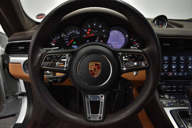 2017 Porsche 911 Carrera 4S