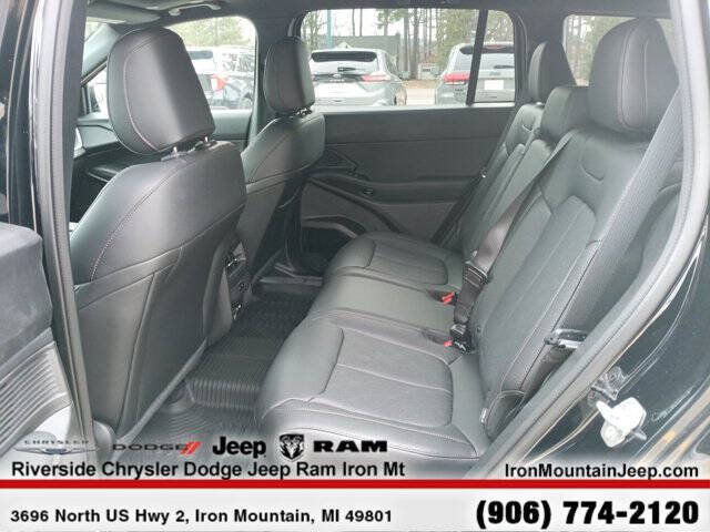 2026 Jeep Cherokee Overland