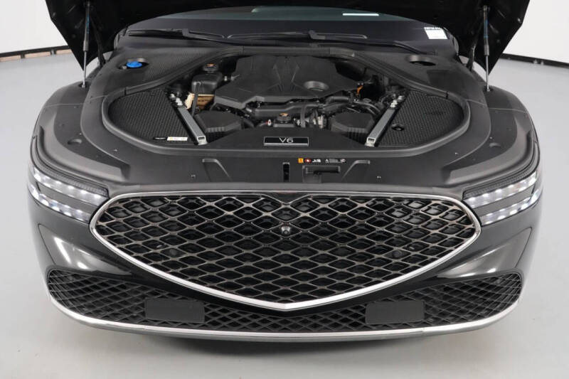 2024 Genesis G90 3.5T e-Supercharger