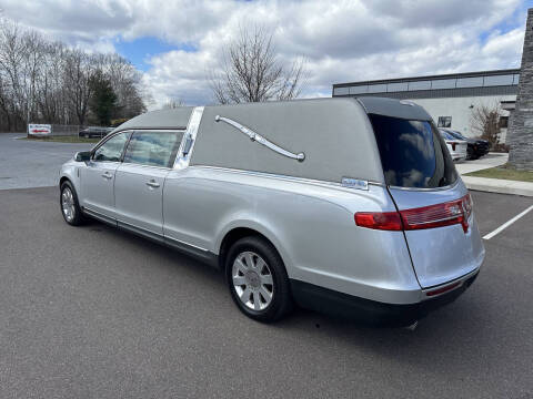 2014 Lincoln MKT