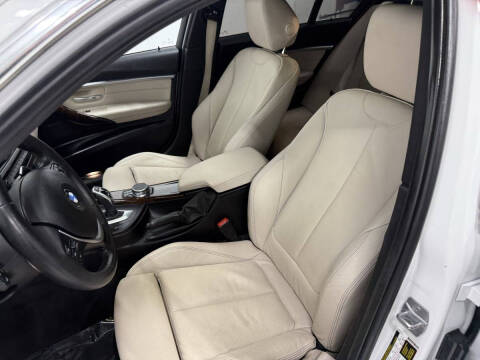 2018 BMW 3 Series 330i